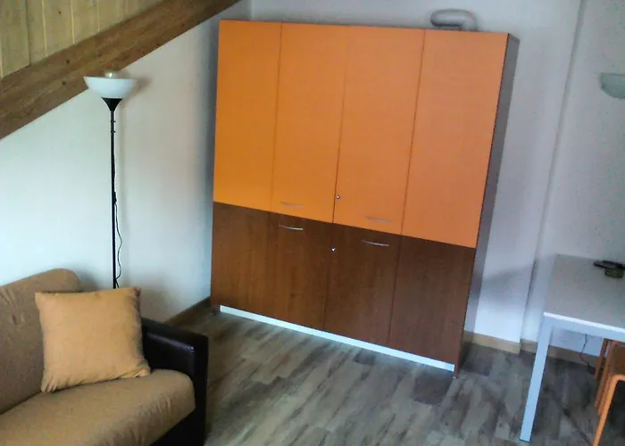 Residence Acero Rosso