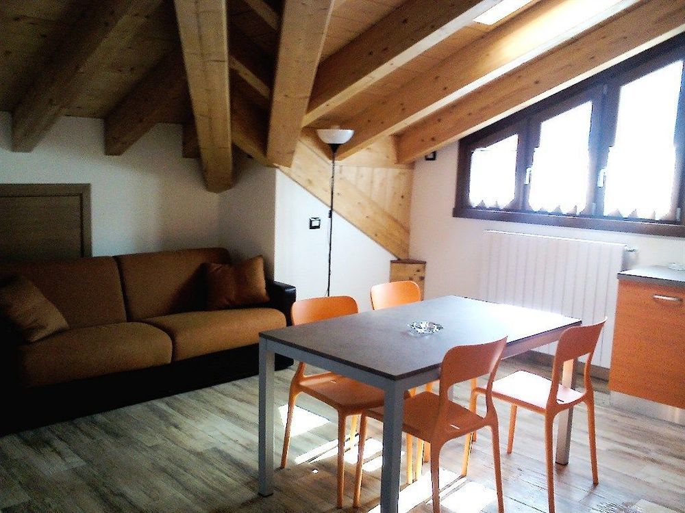 Aparthotel Acero Rosso